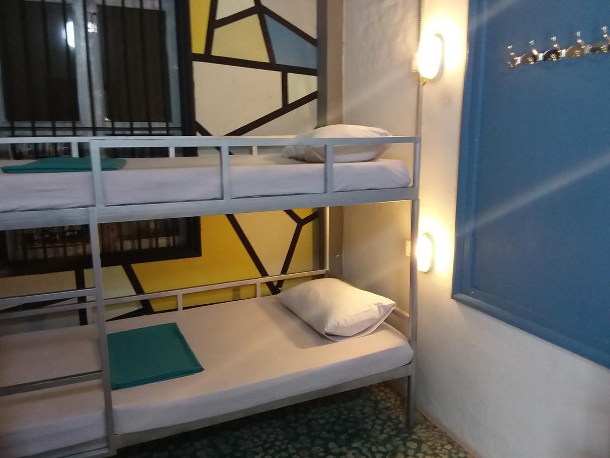 The Living Quarters Hostel 543 Сием Реап Стая снимка